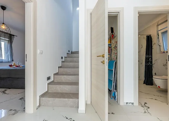 Filip By Interhome Galižana