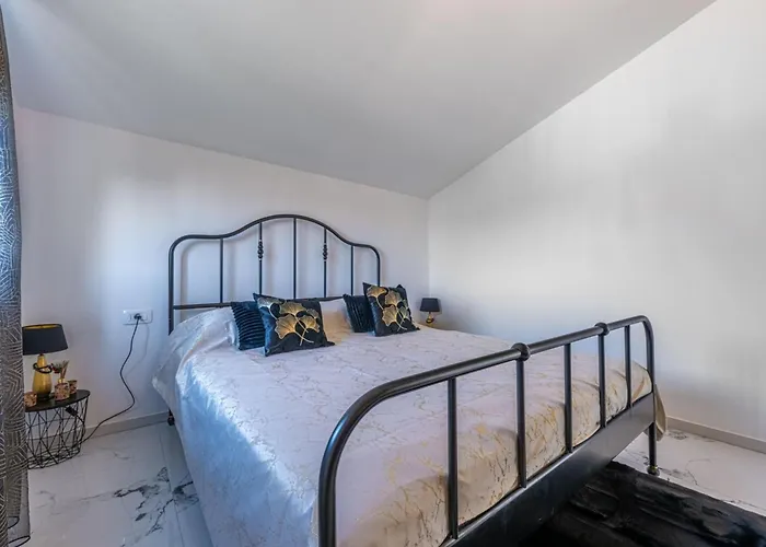 Filip By Interhome Ferienhaus *