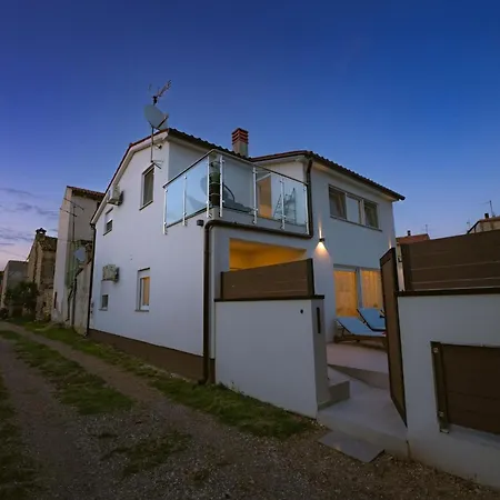 Filip By Interhome